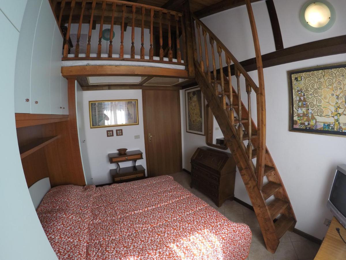 Appartement Le Ginestre à Caorle Extérieur photo